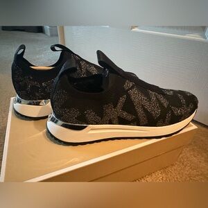 Michael Kors Logo Slip